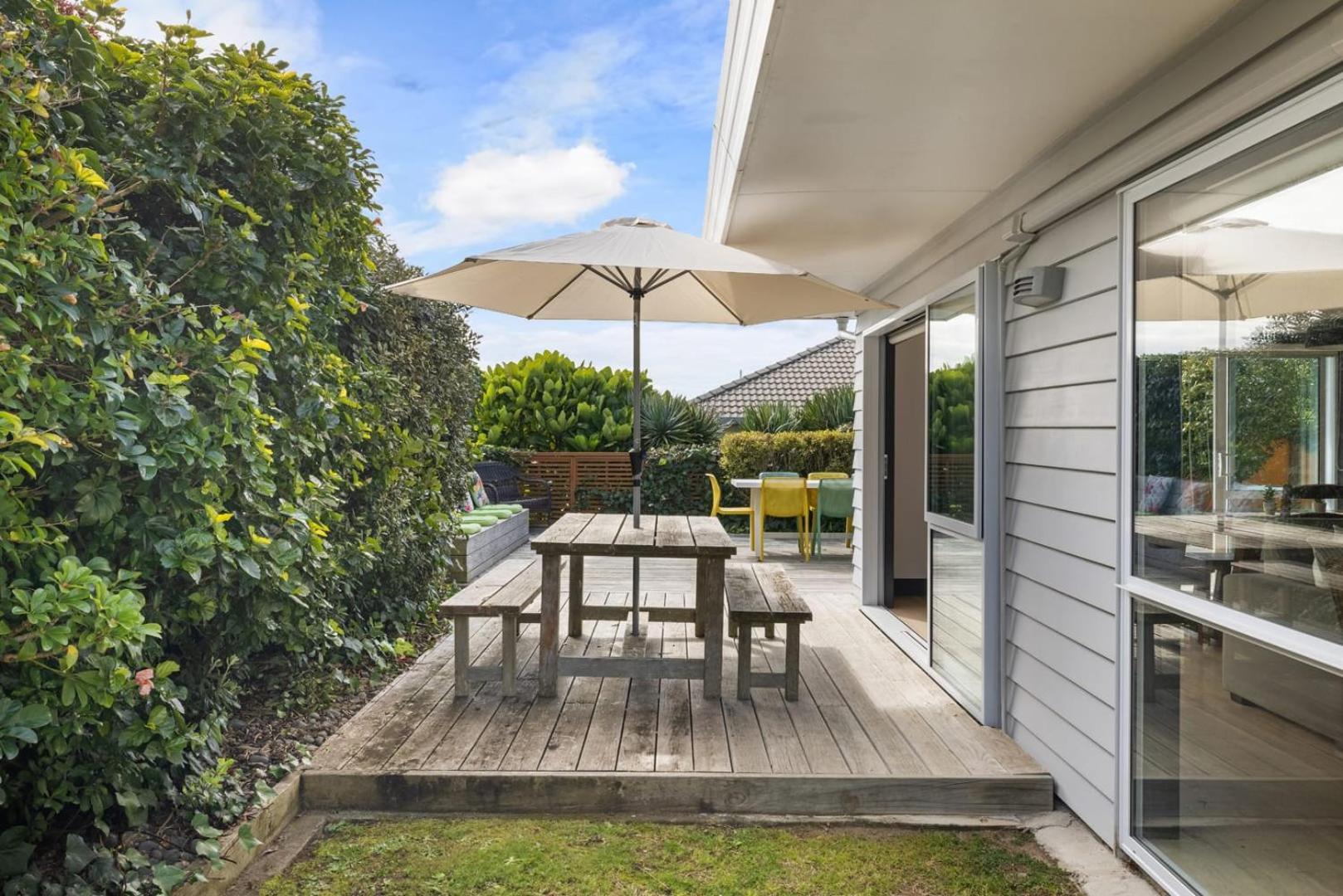 Seaside Beach Retreat - Outdoor Living Villa Mount Maunganui Eksteriør bilde